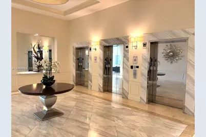 1300 Ponce De Leon Blvd #409, Coral Gables, FL 33134 - Photo 5