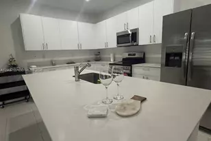 2619 SE 24th Ct, Homestead, FL 33035 - Photo 5