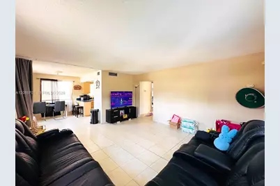 2420 Johnson St #202, Hollywood, FL 33020 - Photo 7