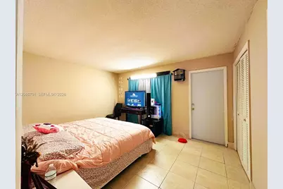 2420 Johnson St #202, Hollywood, FL 33020 - Photo 13