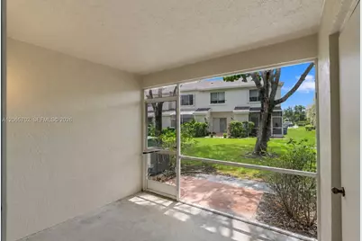 38 Truman Dr, Weston, FL 33326 - Photo 23
