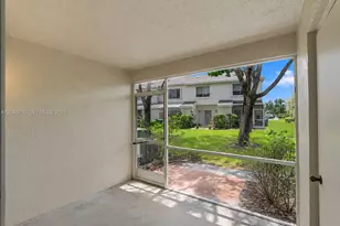 38 Truman Dr, Weston, FL 33326 - Photo 23