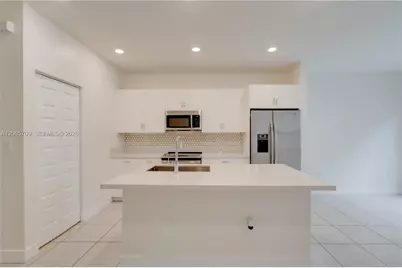 15826 NW 91st Ct #15826, Miami Lakes, FL 33018 - Photo 37