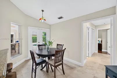 581 NW 110th Ave, Plantation, FL 33324 - Photo 23
