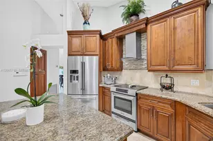 581 NW 110th Ave, Plantation, FL 33324 - Photo 13