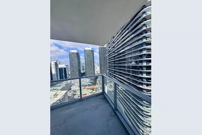 1100 S Miami Ave #3010, Miami, FL 33130 - Photo 3