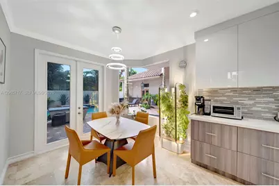 12127 NW 9th Dr, Coral Springs, FL 33071 - Photo 23