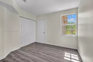 3698 San Simeon Cir, Weston, FL 33331 - Photo 15