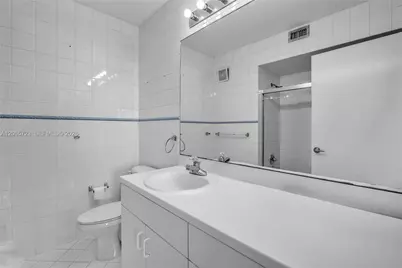 3698 San Simeon Cir, Weston, FL 33331 - Photo 13
