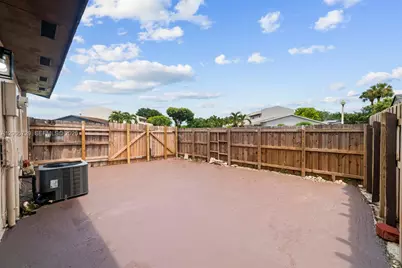 19528 NW 55th Cir Pl #19528, Miami Gardens, FL 33055 - Photo 15
