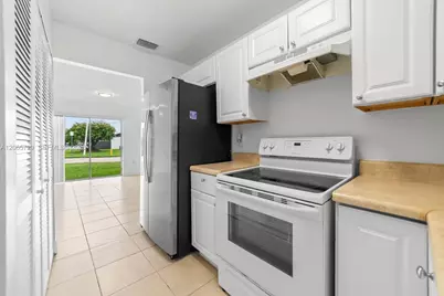 19528 NW 55th Cir Pl #19528, Miami Gardens, FL 33055 - Photo 11