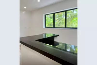 7521 NE 2nd Ct #3, Miami, FL 33138 - Photo 23