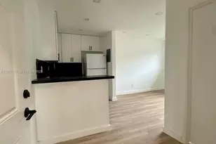 7521 NE 2nd Ct, Miami, FL 33138 - Photo 33