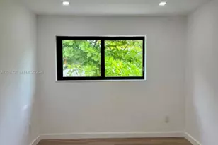 7521 NE 2nd Ct, Miami, FL 33138 - Photo 19
