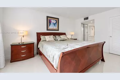 5701 Collins Ave #319, Miami Beach, FL 33140 - Photo 27