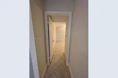 10101 W Sunrise Blvd #106, Plantation, FL 33322 - Photo 25