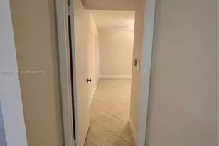 10101 W Sunrise Blvd, Plantation, FL 33322 - Photo 25