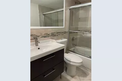 10101 W Sunrise Blvd #106, Plantation, FL 33322 - Photo 15