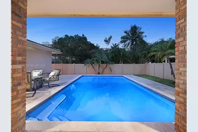1401 NE 103rd St, Miami Shores, FL 33138 - Photo 45