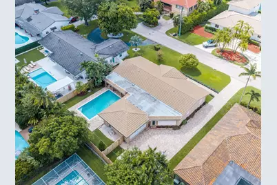 1401 NE 103rd St, Miami Shores, FL 33138 - Photo 59