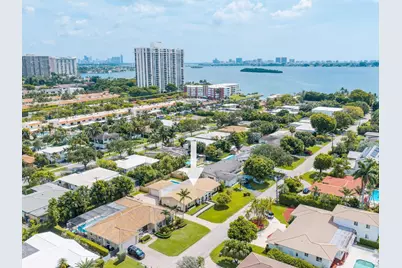 1401 NE 103rd St, Miami Shores, FL 33138 - Photo 63