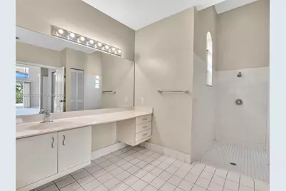 11335 Lake Shore Dr, Cooper City, FL 33026 - Photo 11