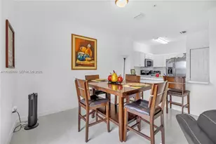 2819 SE 1st Dr, Homestead, FL 33033 - Photo 9