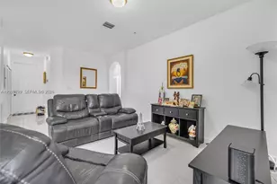 2819 SE 1st Dr, Homestead, FL 33033 - Photo 7