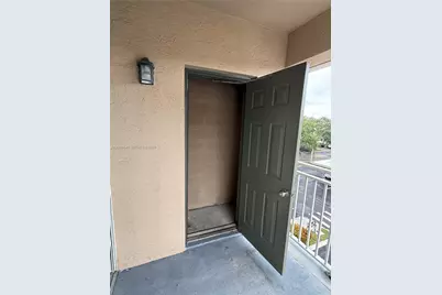 6482 Emerald Dunes Dr #303, West Palm Beach, FL 33411 - Photo 15