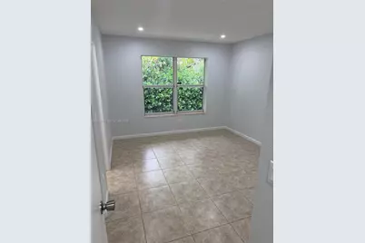 7600 NW 38th Ct #16, Davie, FL 33024 - Photo 7