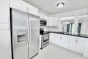 7840 NW 50th St, Lauderhill, FL 33351 - Photo 3