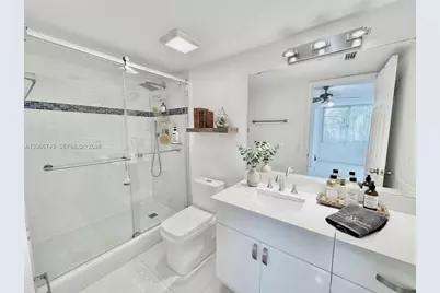 7840 NW 50th St #102, Lauderhill, FL 33351 - Photo 9