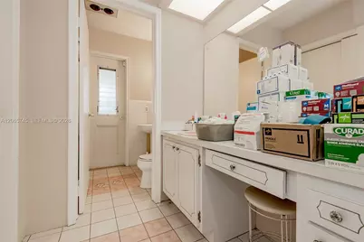 5013 Arthur St, Hollywood, FL 33021 - Photo 11