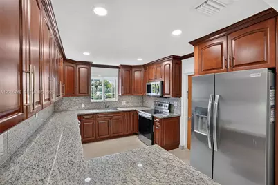 6010 SW 19 St, Miami, FL 33155 - Photo 13