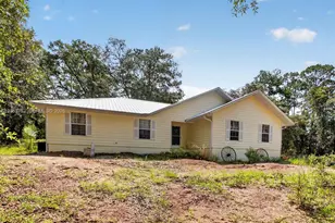 119 Ramsey Dr, Other City - In The State Of Florida, FL 32666 - Photo 1