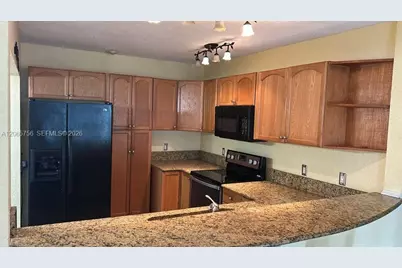 2006 SW 8th Ave, Largo, FL 33770 - Photo 13
