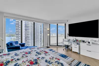 2000 Island Blvd #2006, Aventura, FL 33160 - Photo 17