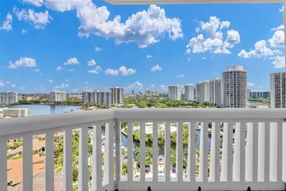 2000 Island Blvd #2006, Aventura, FL 33160 - Photo 37