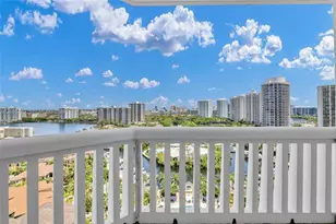 2000 Island Blvd, Aventura, FL 33160 - Photo 37