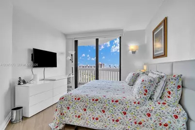 2000 Island Blvd #2006, Aventura, FL 33160 - Photo 25