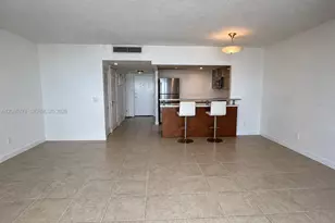 5401 Collins Ave, Miami Beach, FL 33140 - Photo 5