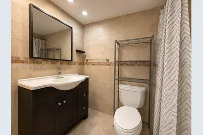 5401 Collins Ave #832, Miami Beach, FL 33140 - Photo 9