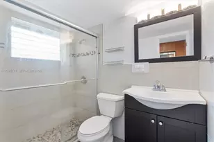 851 Meridian Ave, Miami Beach, FL 33139 - Photo 11