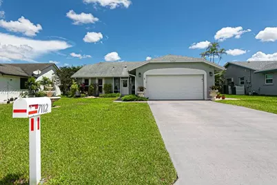7112 NW 107th Ave, Tamarac, FL 33321 - Photo 3