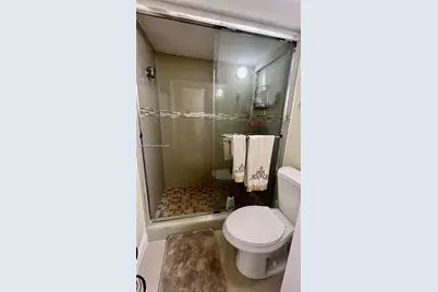 8850 Fontainebleau Blvd #401, Miami, FL 33172 - Photo 15