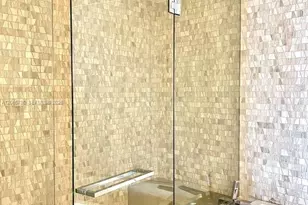 88 SW 7th St, Miami, FL 33130 - Photo 3
