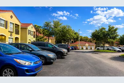 10294 S Fox Trail Rd S #704, Royal Palm Beach, FL 33411 - Photo 3