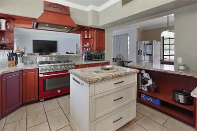 910 N 14th Ct, Hollywood, FL 33020 - Photo 9