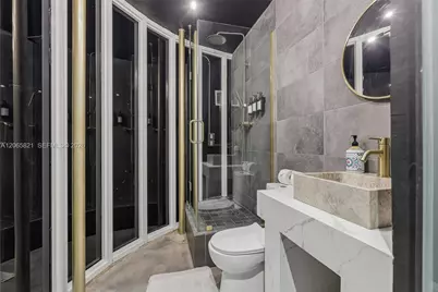 16581 NW 84th Ave, Miami Lakes, FL 33016 - Photo 45