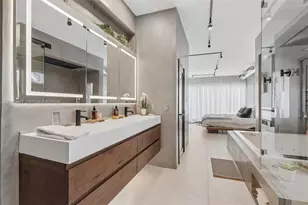 16581 NW 84th Ave, Miami Lakes, FL 33016 - Photo 29